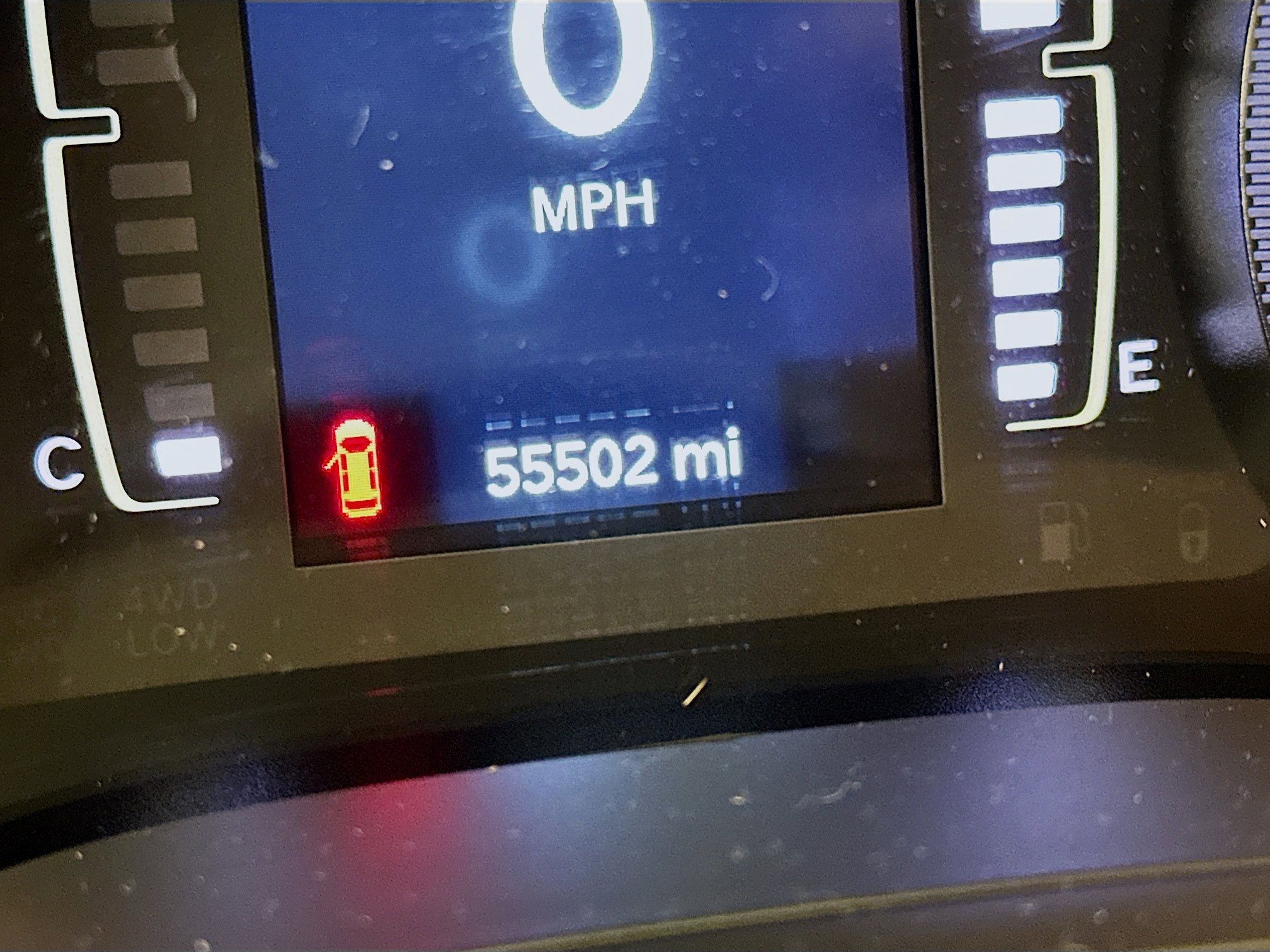 Used 2020 Jeep Cherokee Latitude w/ Cold Weather Group image 19