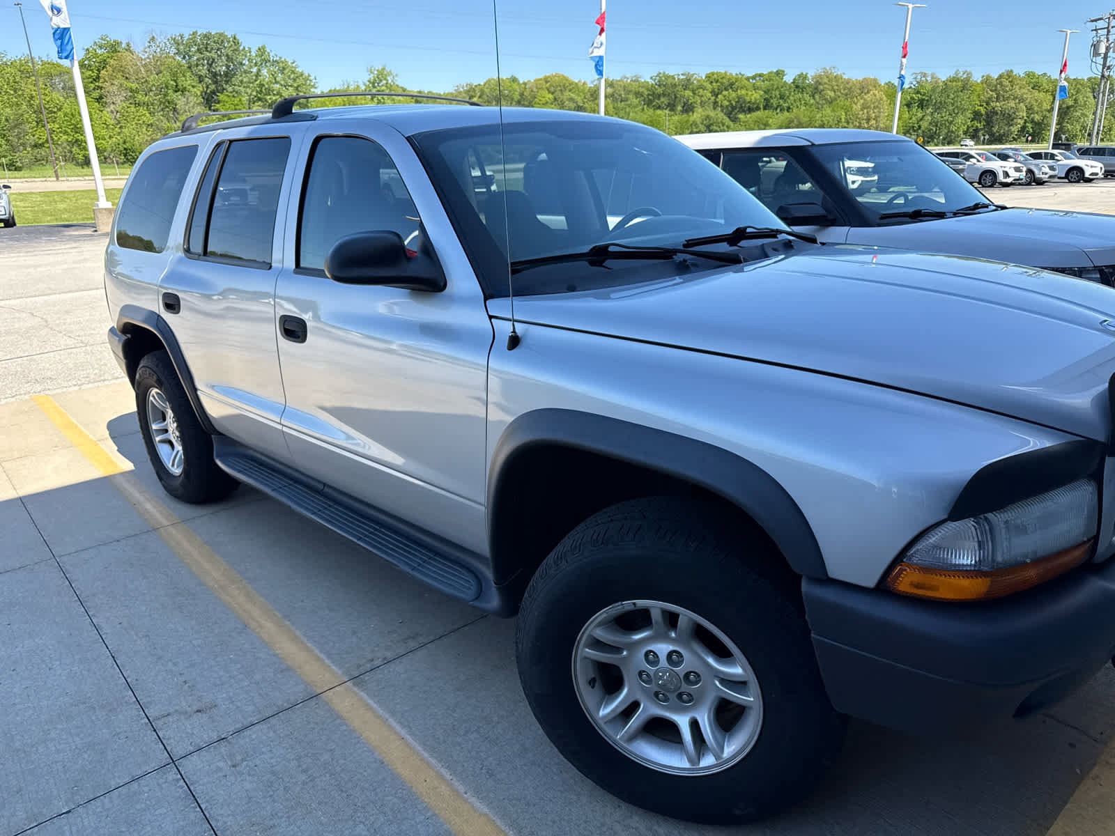 Used 2003 Dodge Durango Sport AWD/4WD image 3