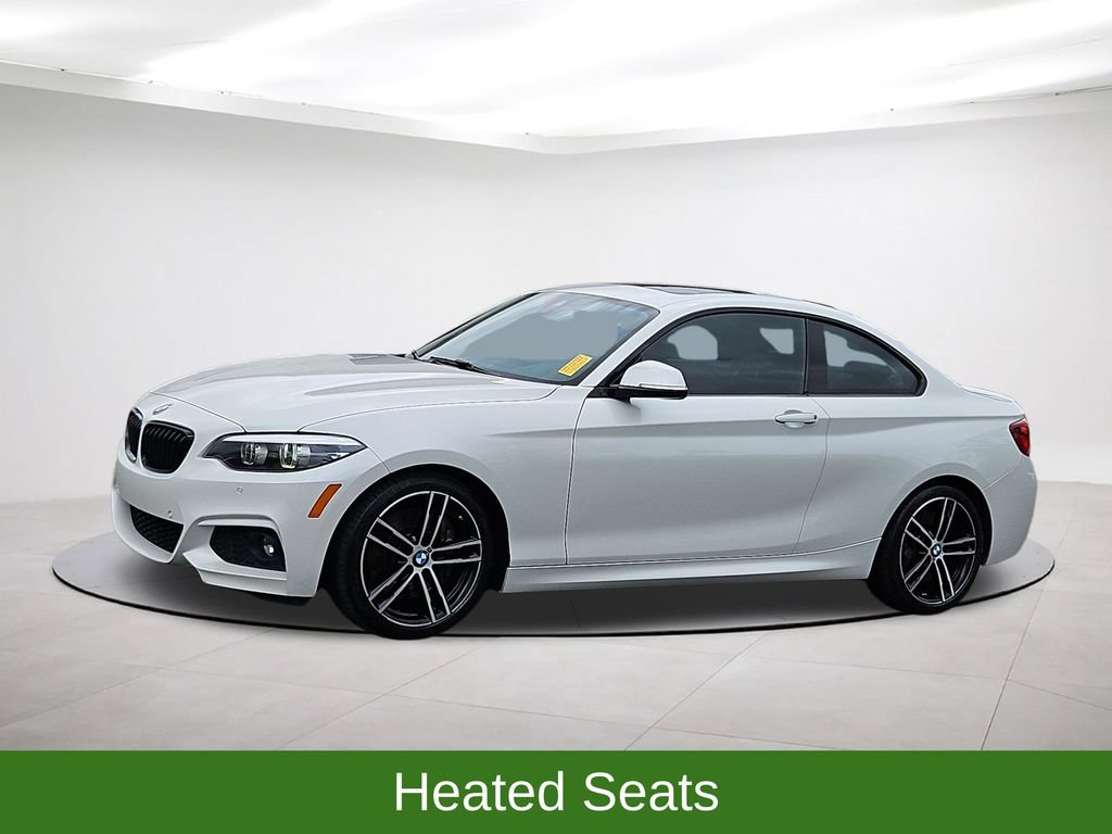 Used 2021 BMW 230i Coupe w/ M Sport Package RWD image 3