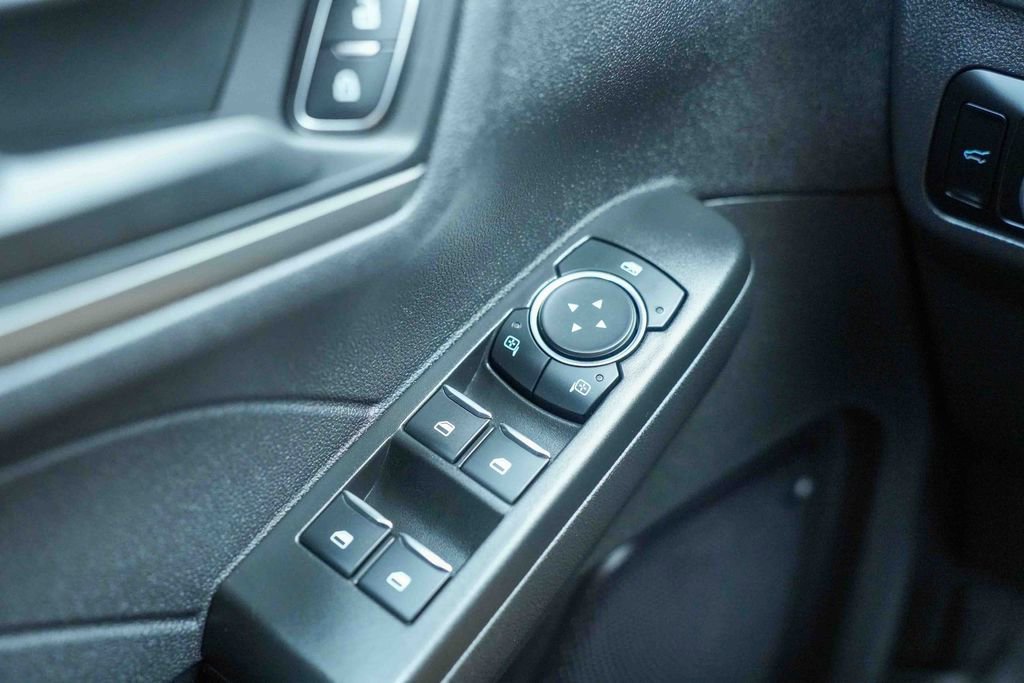 Used 2023 Ford Escape Active image 30