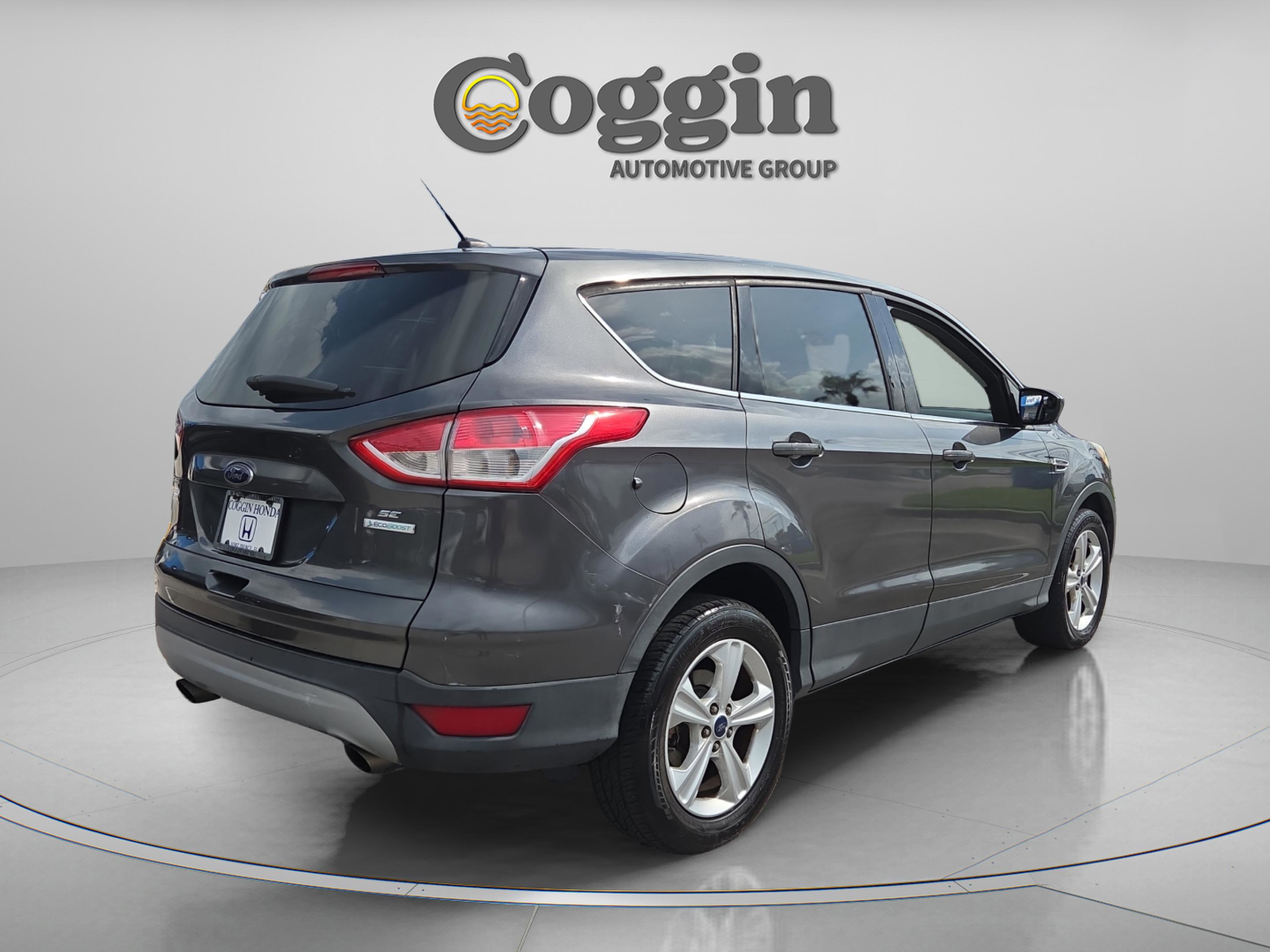 Used 2016 Ford Escape SE FWD image 5