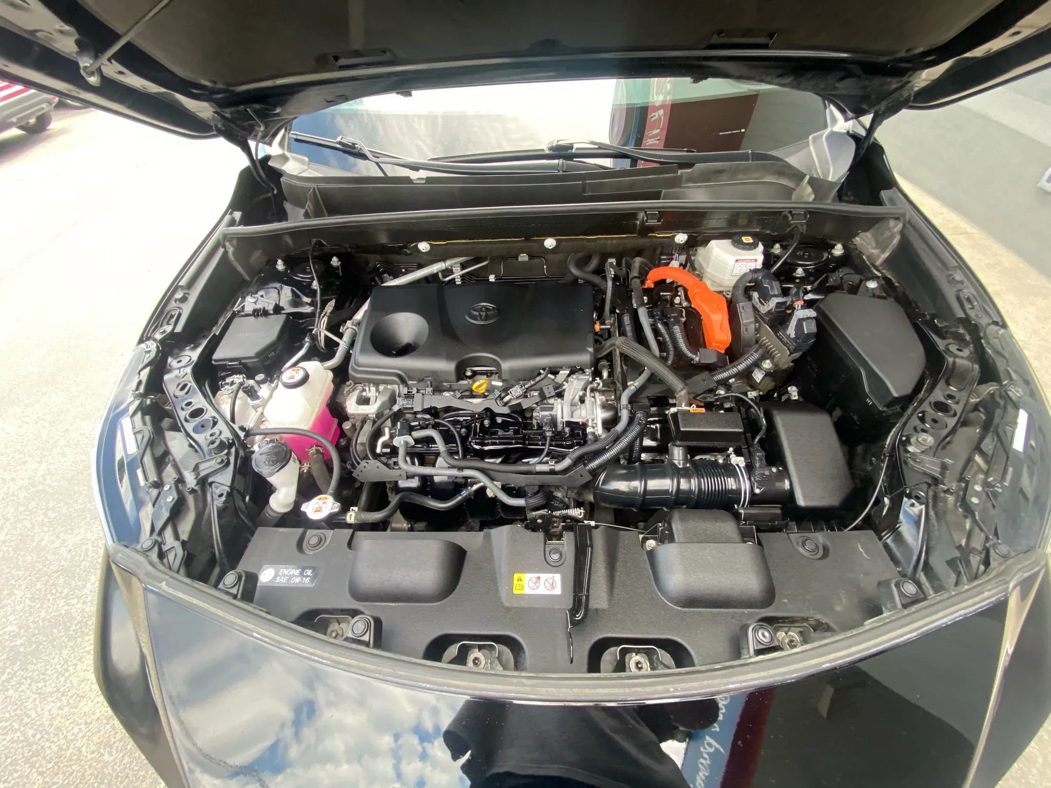 Used 2022 Toyota Venza XLE image 32