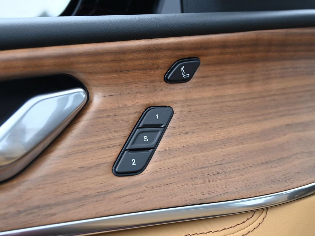 New 2025 Jeep Grand Cherokee L Summit AWD/4WD image 18