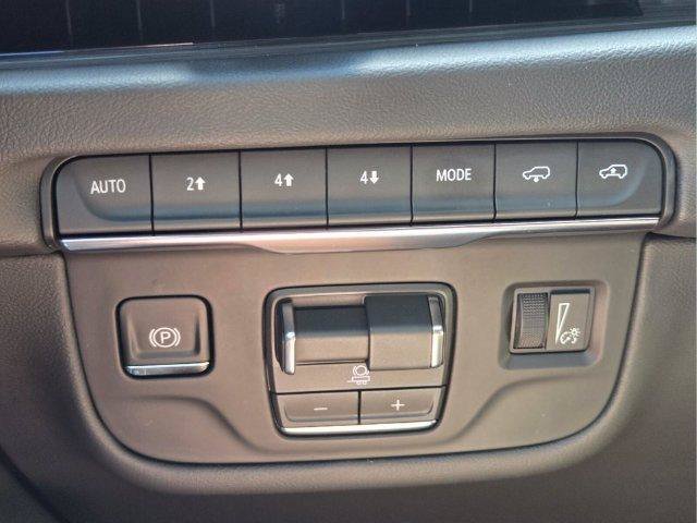 New 2026 Cadillac Escalade ESV Luxury w/ LPO, Radiant Package AWD/4WD image 31