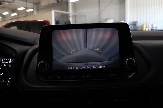 Used 2022 Nissan Rogue SV w/ SV Premium Package AWD/4WD image 4