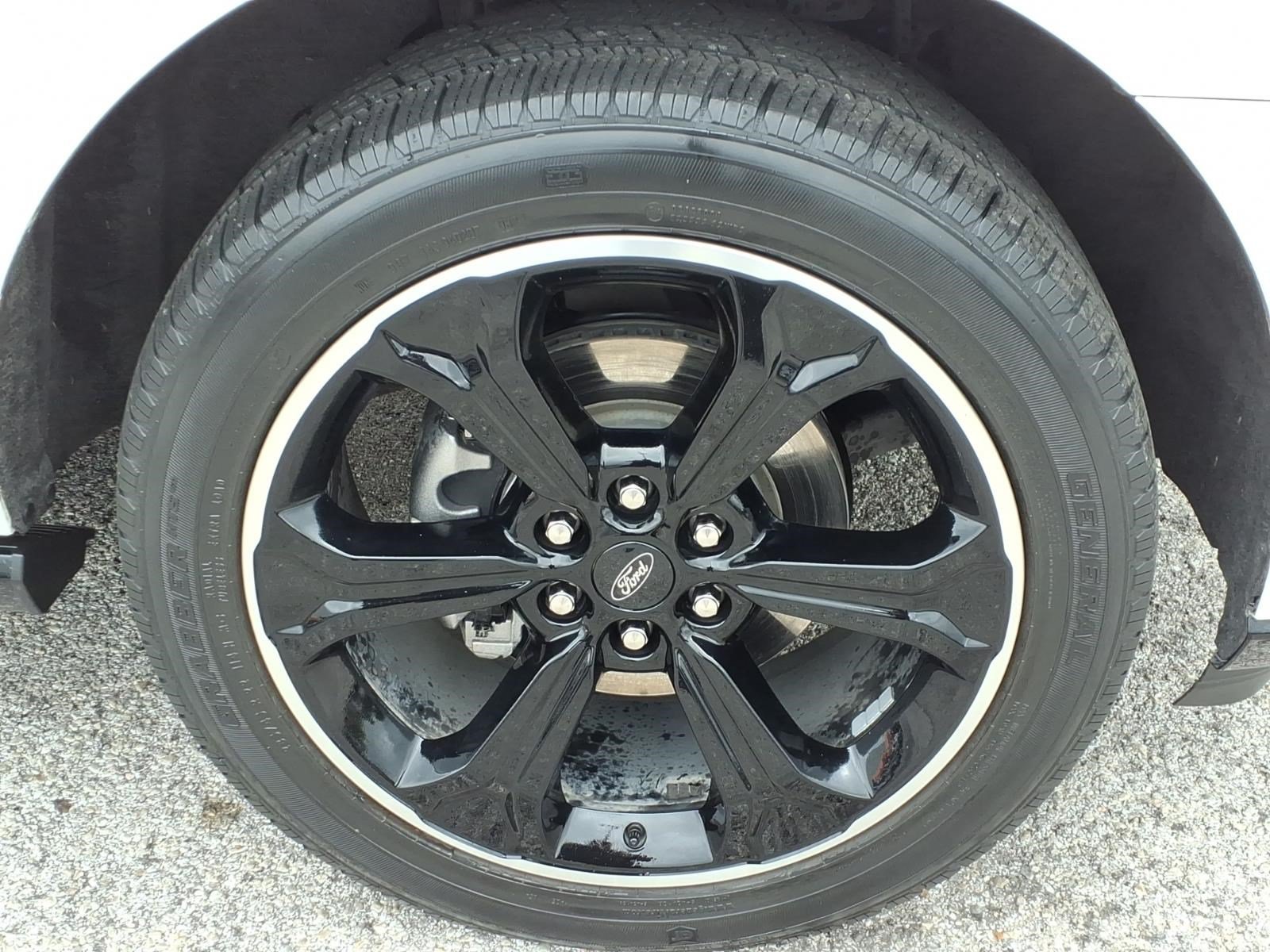 Certified 2023 Ford Expedition Limited AWD/4WD image 9
