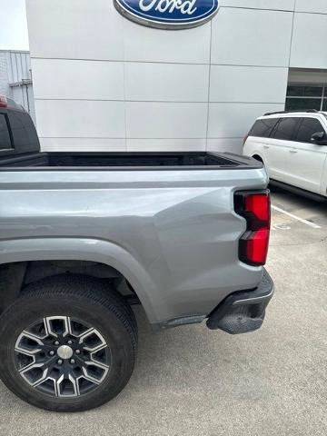 Used 2024 Chevrolet Colorado LT w/ LT Convenience Package III RWD image 20