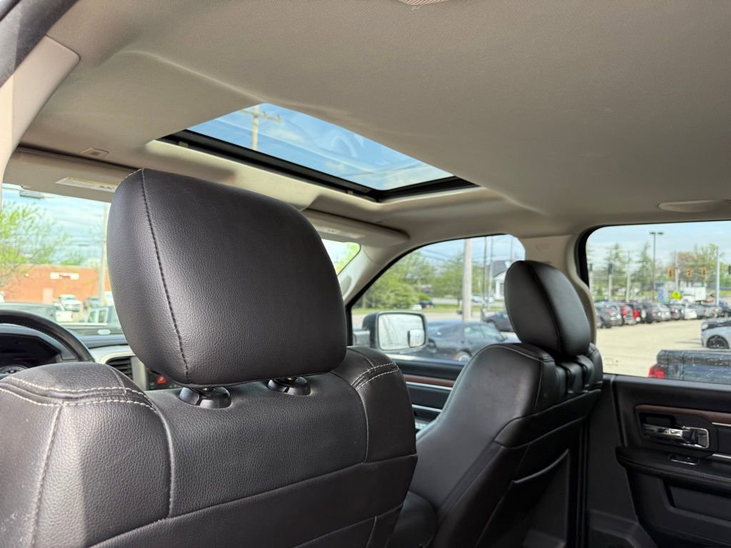 Used 2017 RAM 1500 Laramie w/ Convenience Group AWD/4WD image 25