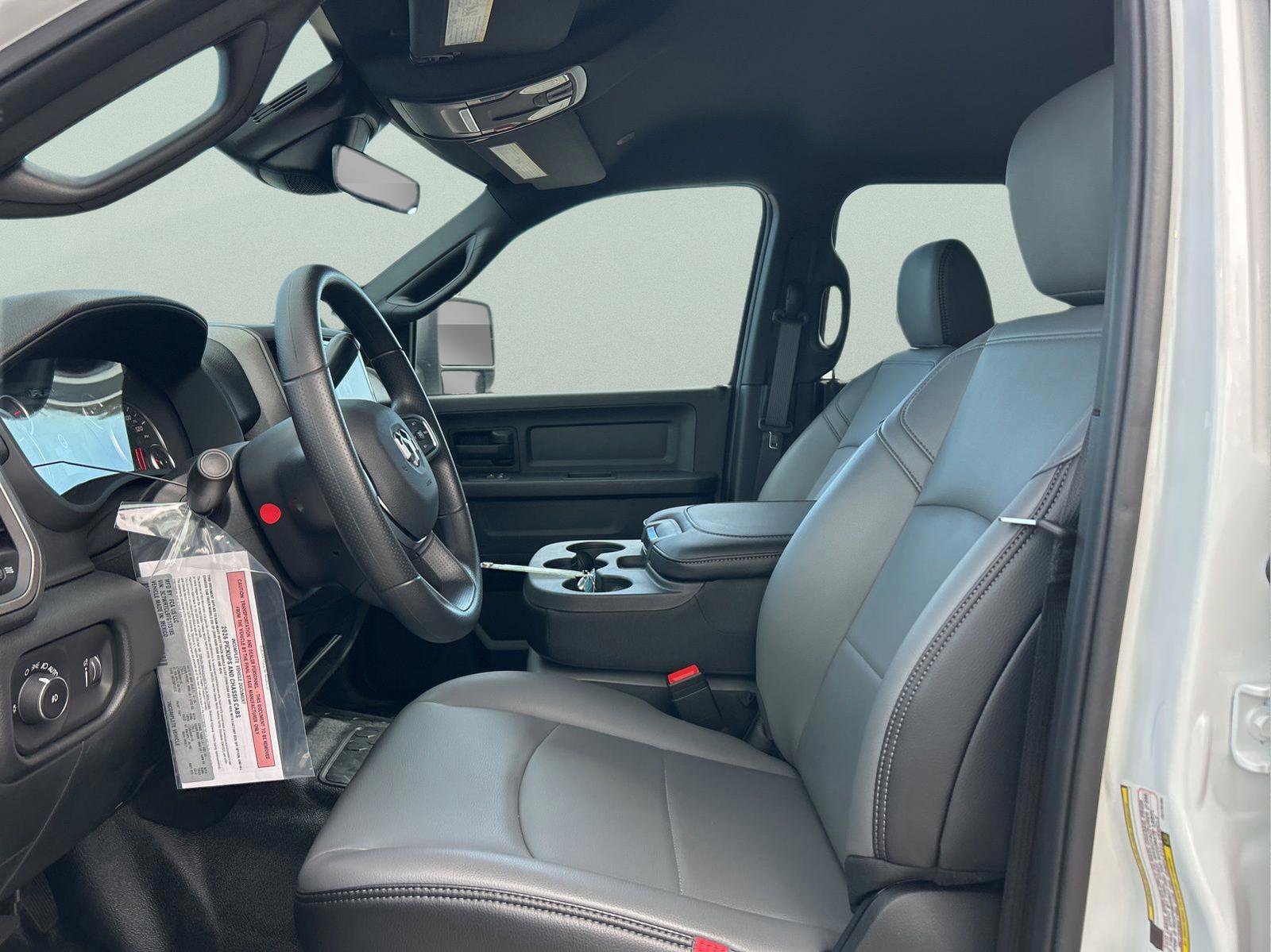 New 2026 RAM 3500 Tradesman w/ Chrome Appearance Group image 9