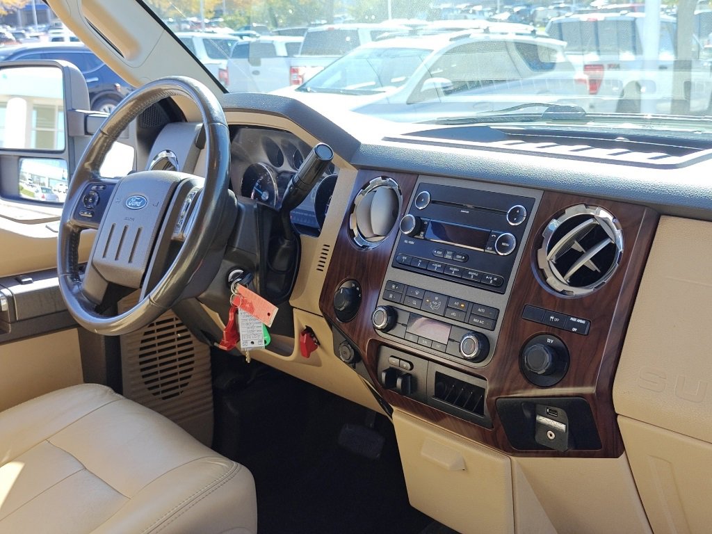 Used 2011 Ford F250 Lariat image 27