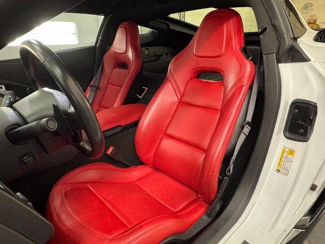 Used 2015 Chevrolet Corvette Stingray Coupe RWD image 17