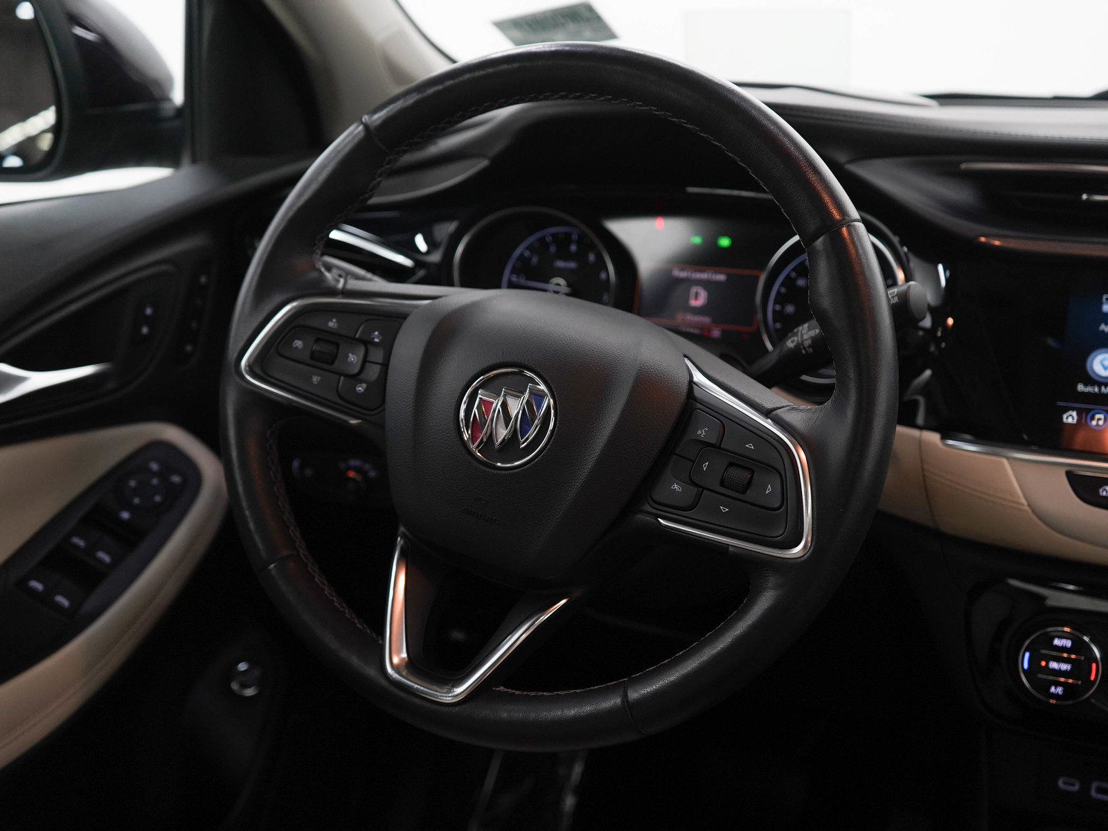 Used 2020 Buick Encore GX Essence w/ Experience Buick Package AWD/4WD image 13