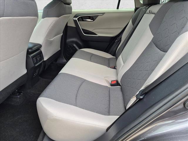 Used 2024 Toyota RAV4 XLE FWD image 15