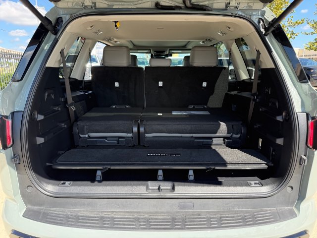 Used 2024 Toyota Sequoia Limited w/ Tow Technology Package AWD/4WD image 29