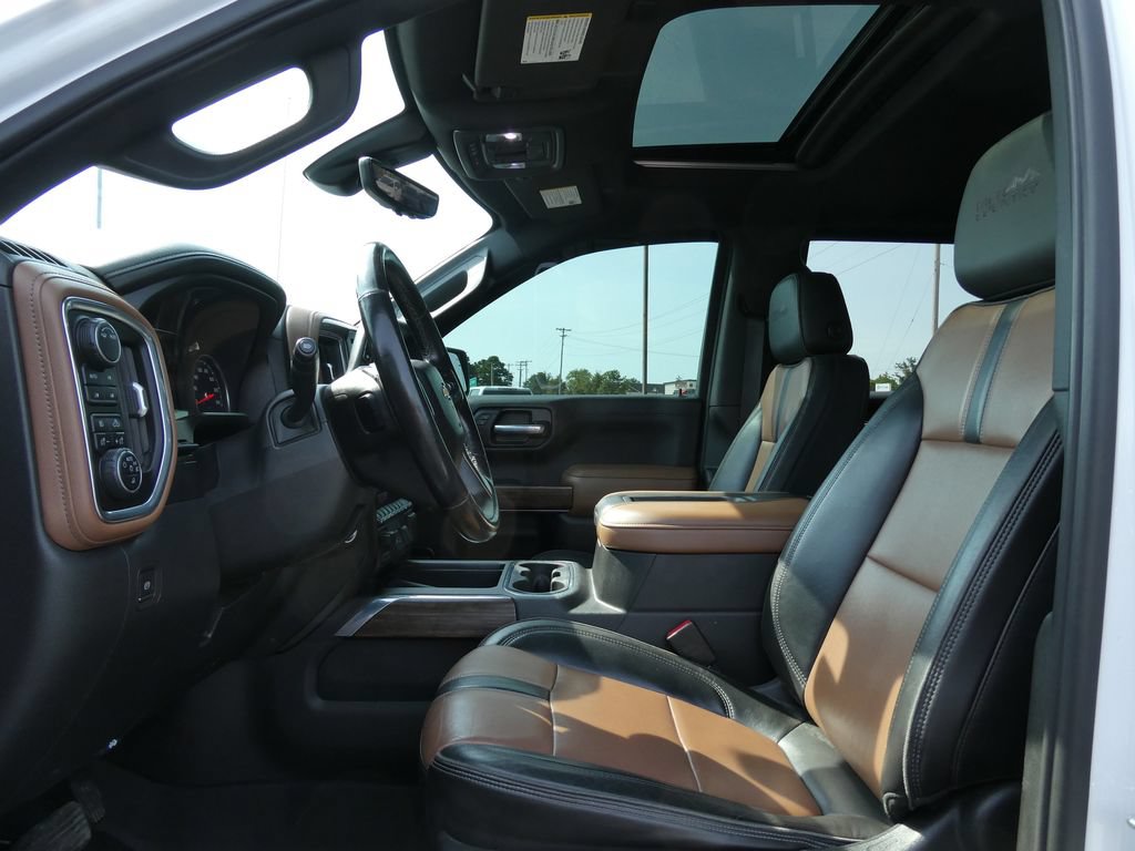 Used 2021 Chevrolet Silverado 1500 High Country w/ Technology Package AWD/4WD image 21