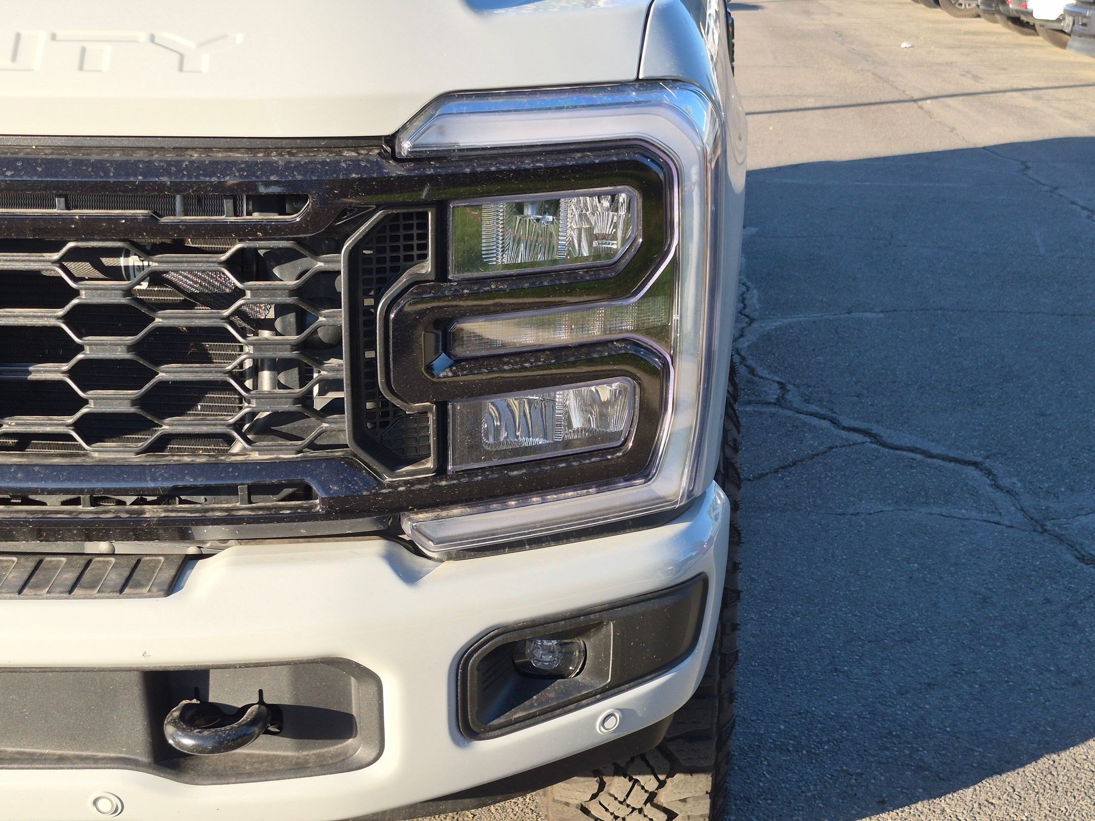 Used 2026 Ford F350 Lariat w/ Tremor Off-Road Package AWD/4WD image 13