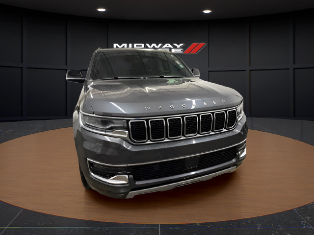 Used 2025 Jeep Wagoneer Series II AWD/4WD image 5