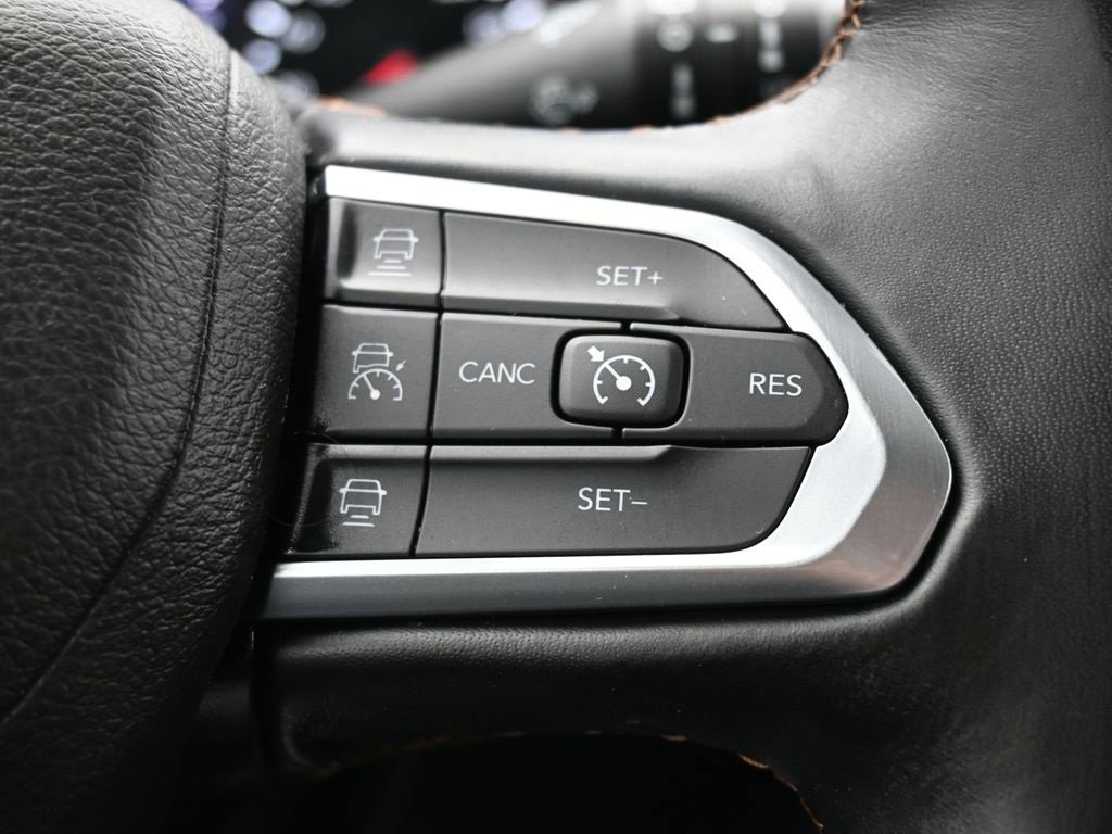 Used 2022 Jeep Compass Limited image 20