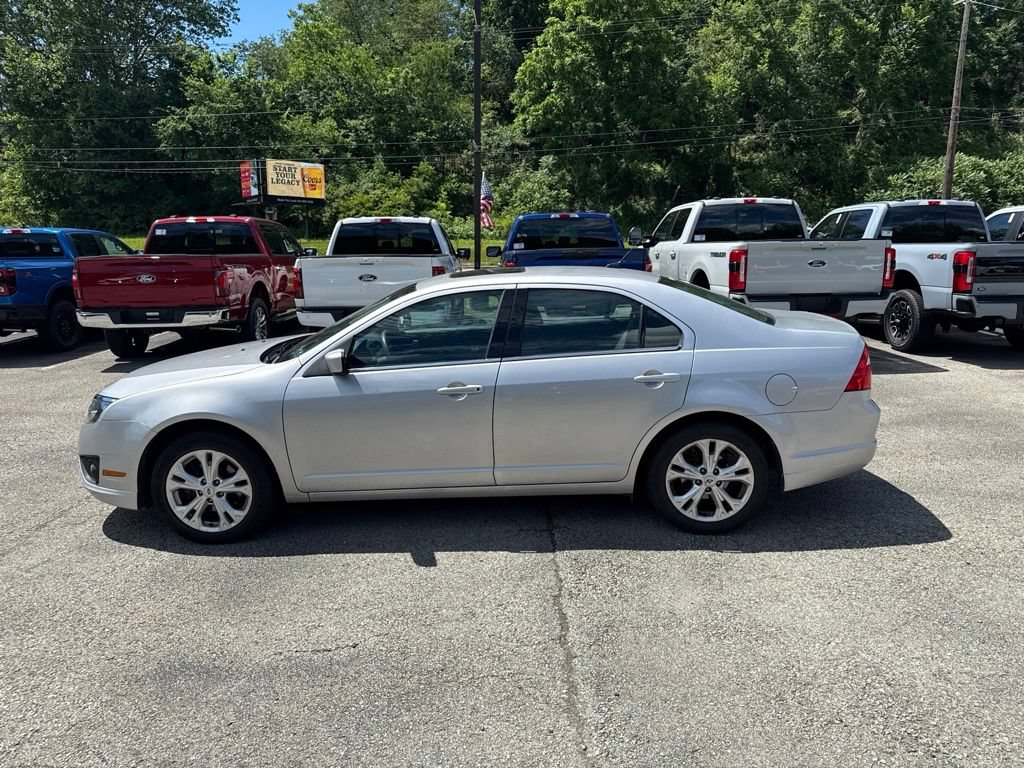 Used 2012 Ford Fusion SE FWD image 2