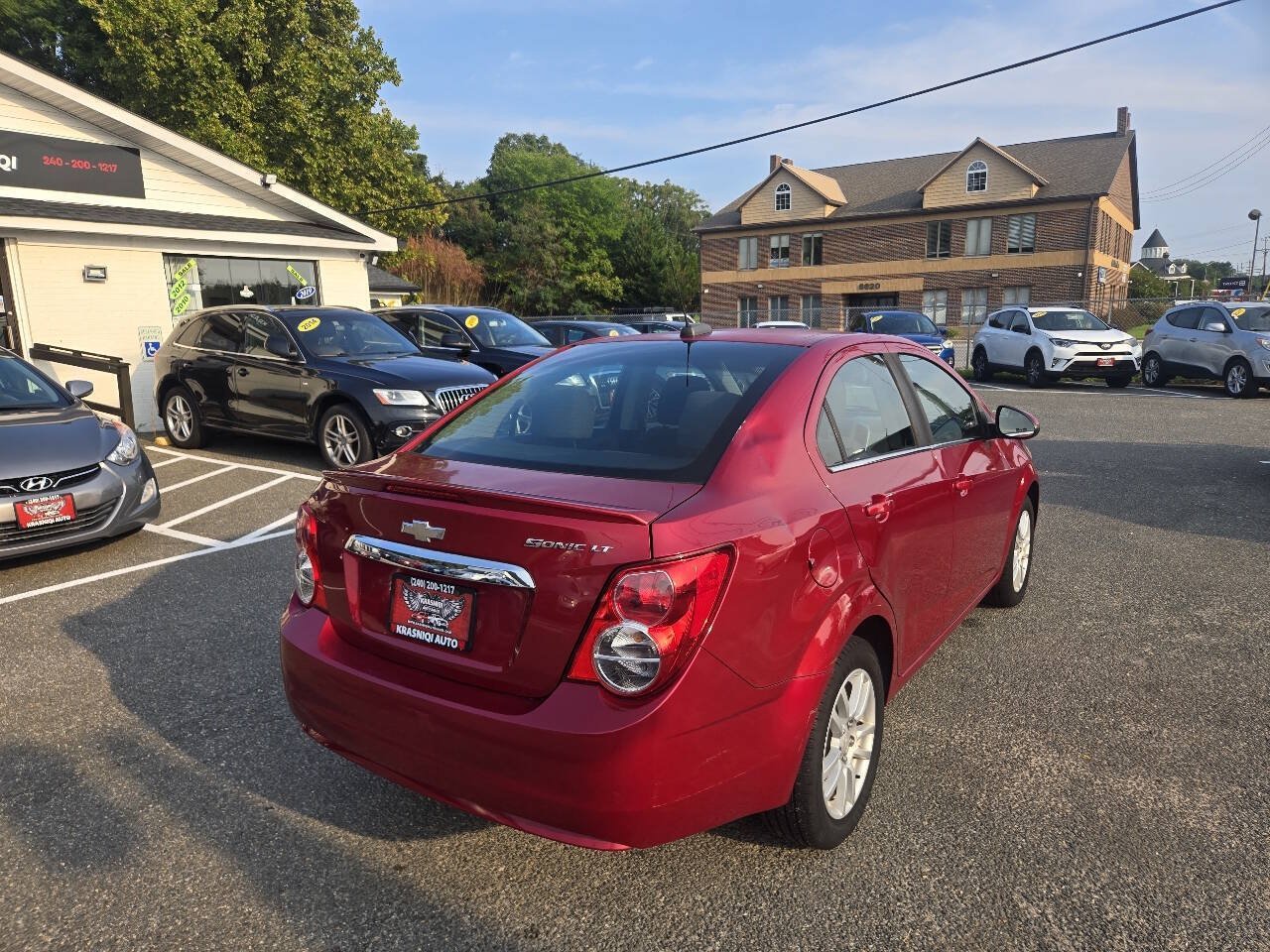 Used 2016 Chevrolet Sonic LT w/ Wheels and Fog Lamp Package FWD image 6