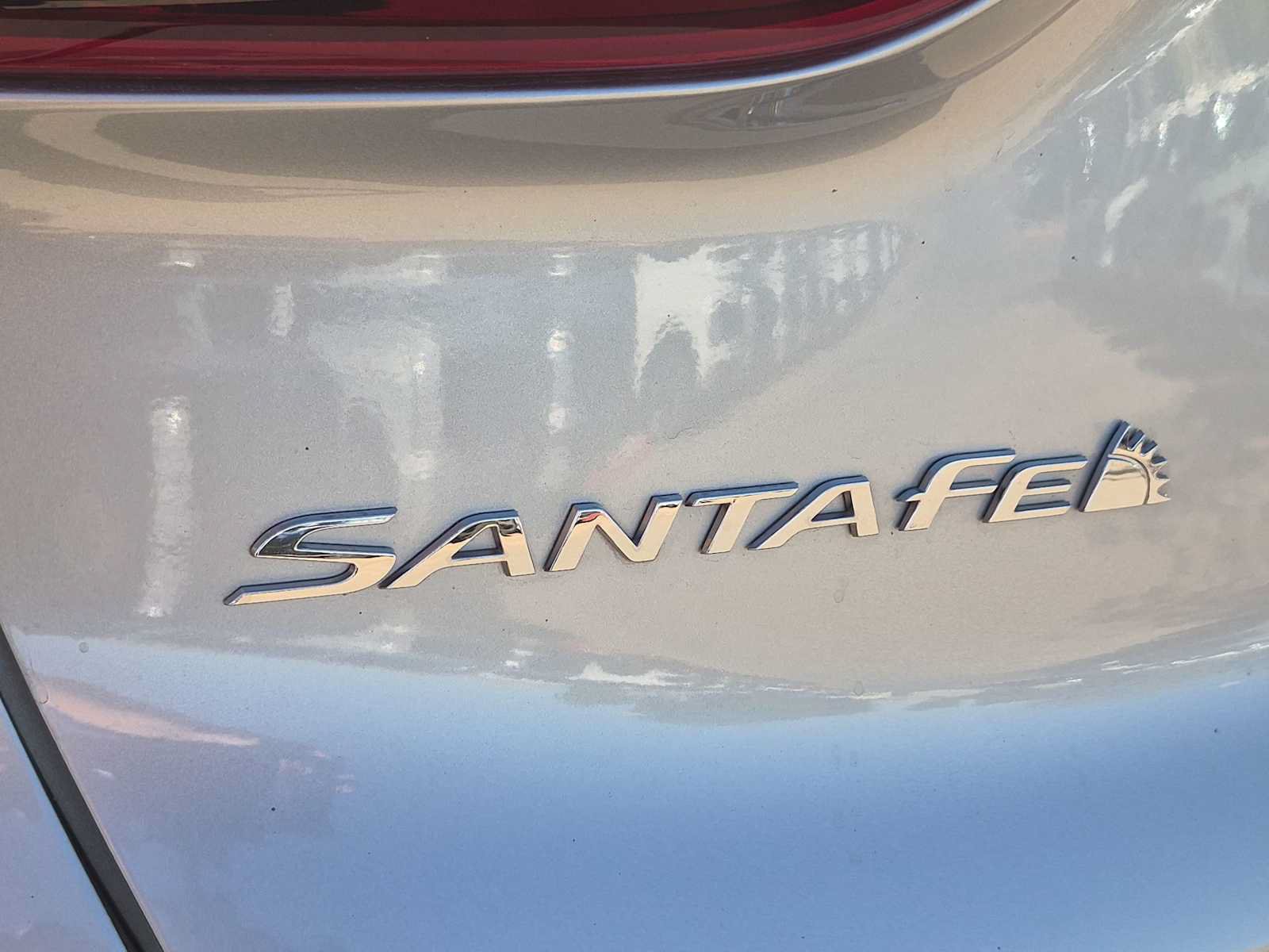 Used 2020 Hyundai Santa Fe SEL FWD image 12