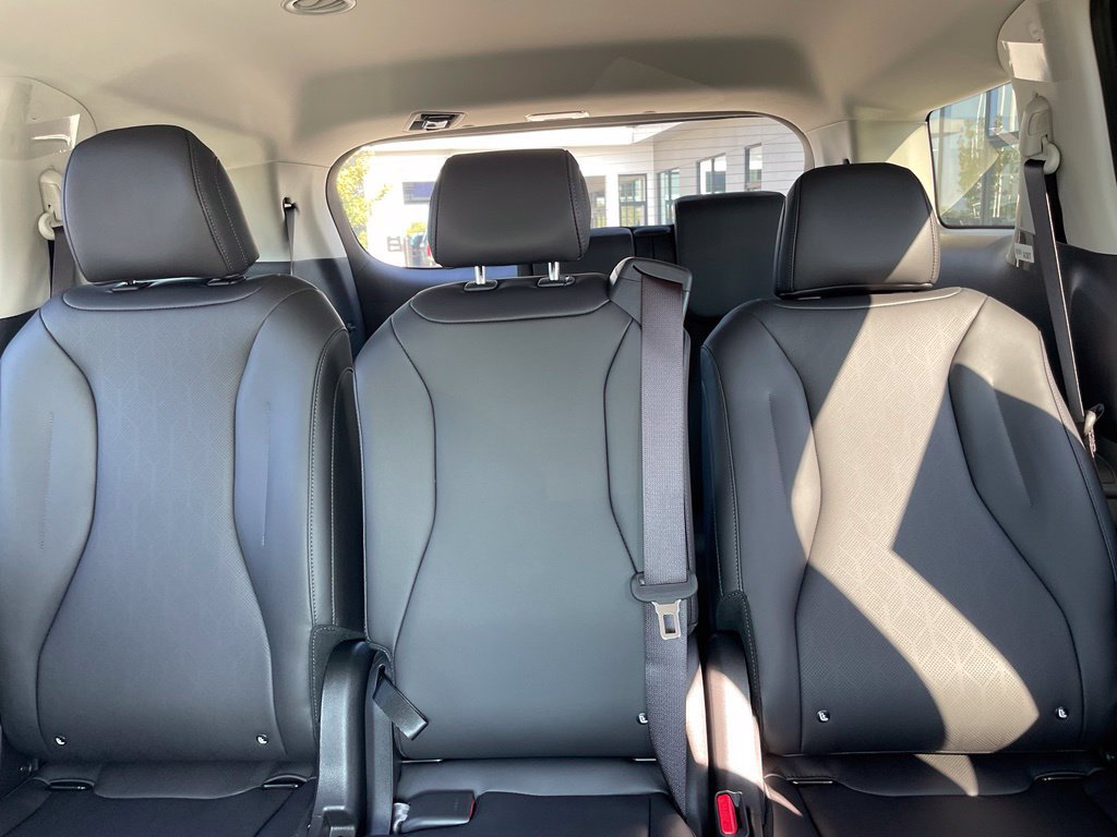 New 2027 Kia Carnival FWD image 23