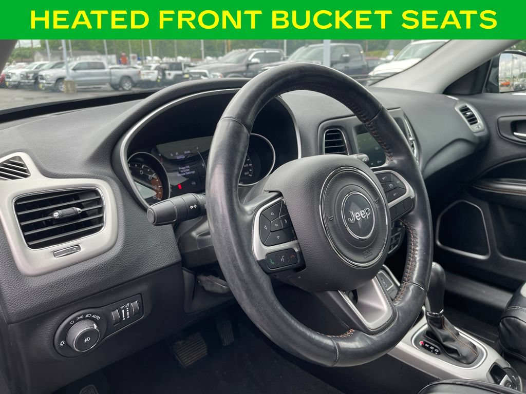 Used 2020 Jeep Compass Latitude w/ Cold Weather Group AWD/4WD image 17