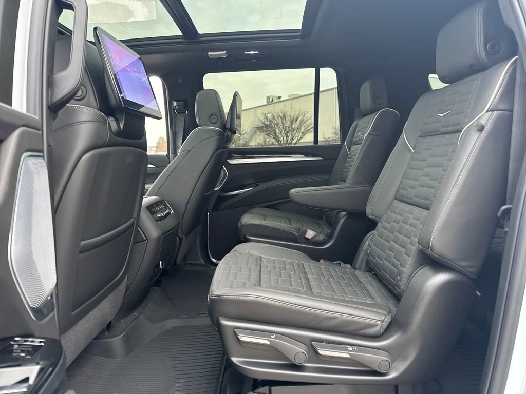 New 2026 Cadillac Escalade ESV Platinum Sport w/ LPO, Floor Liner Package image 14