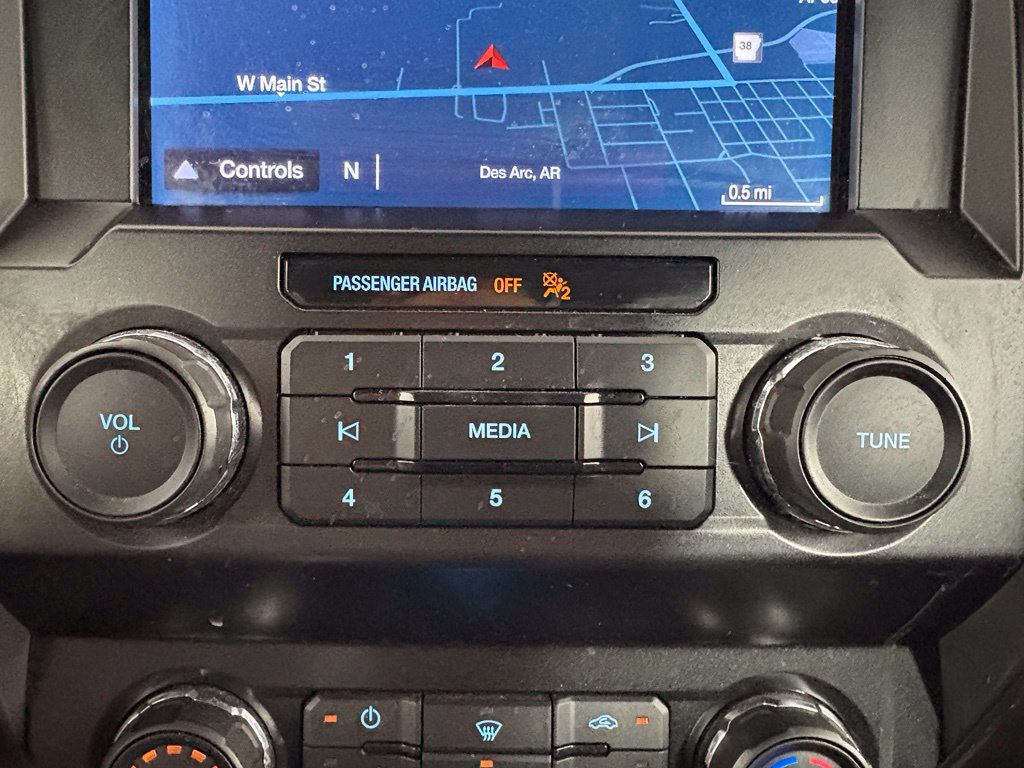 Used 2019 Ford F150 XLT w/ Equipment Group 302A Luxury AWD/4WD image 31