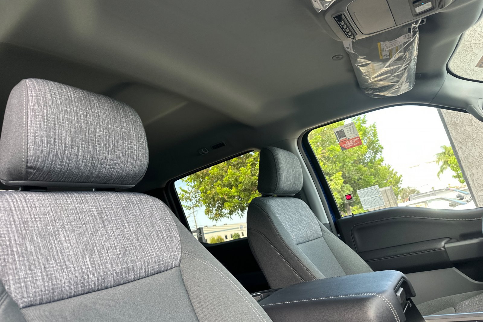 New 2026 Ford F250 XLT w/ XLT Premium Package AWD/4WD image 16