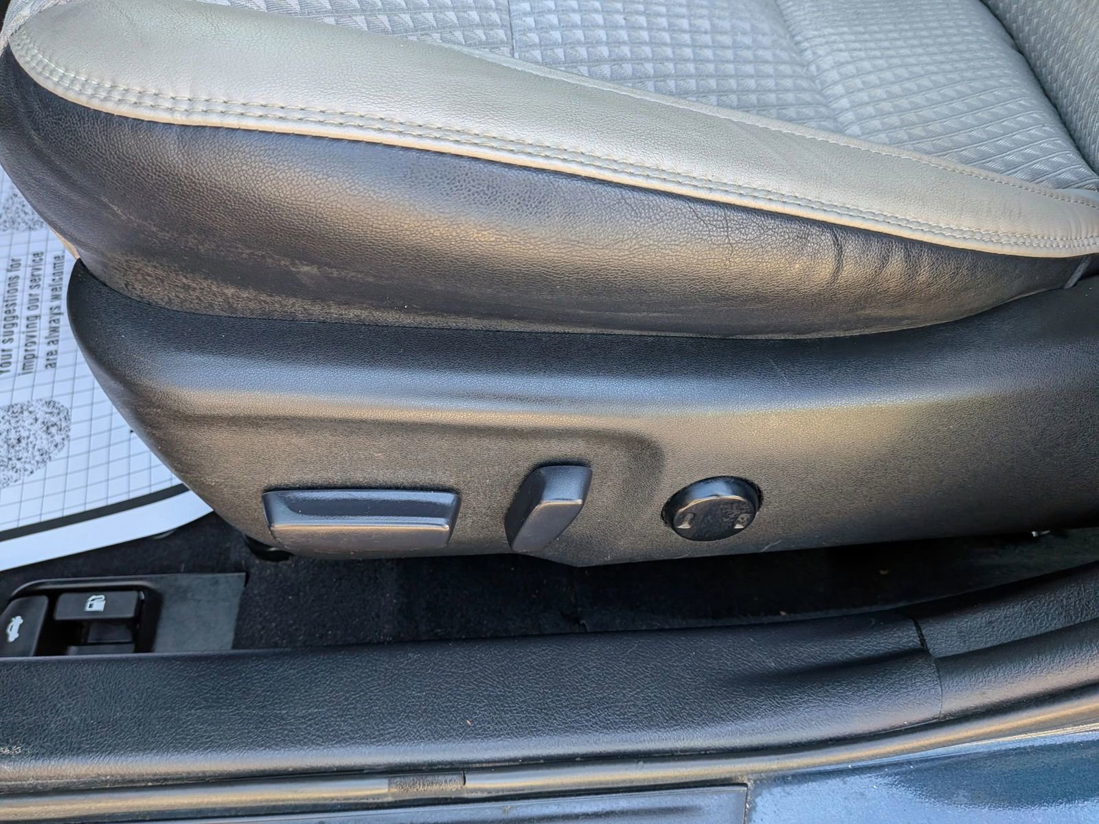 Used 2015 Toyota Camry SE FWD image 21