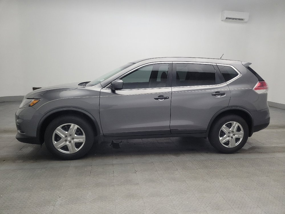 Used 2016 Nissan Rogue S image 2