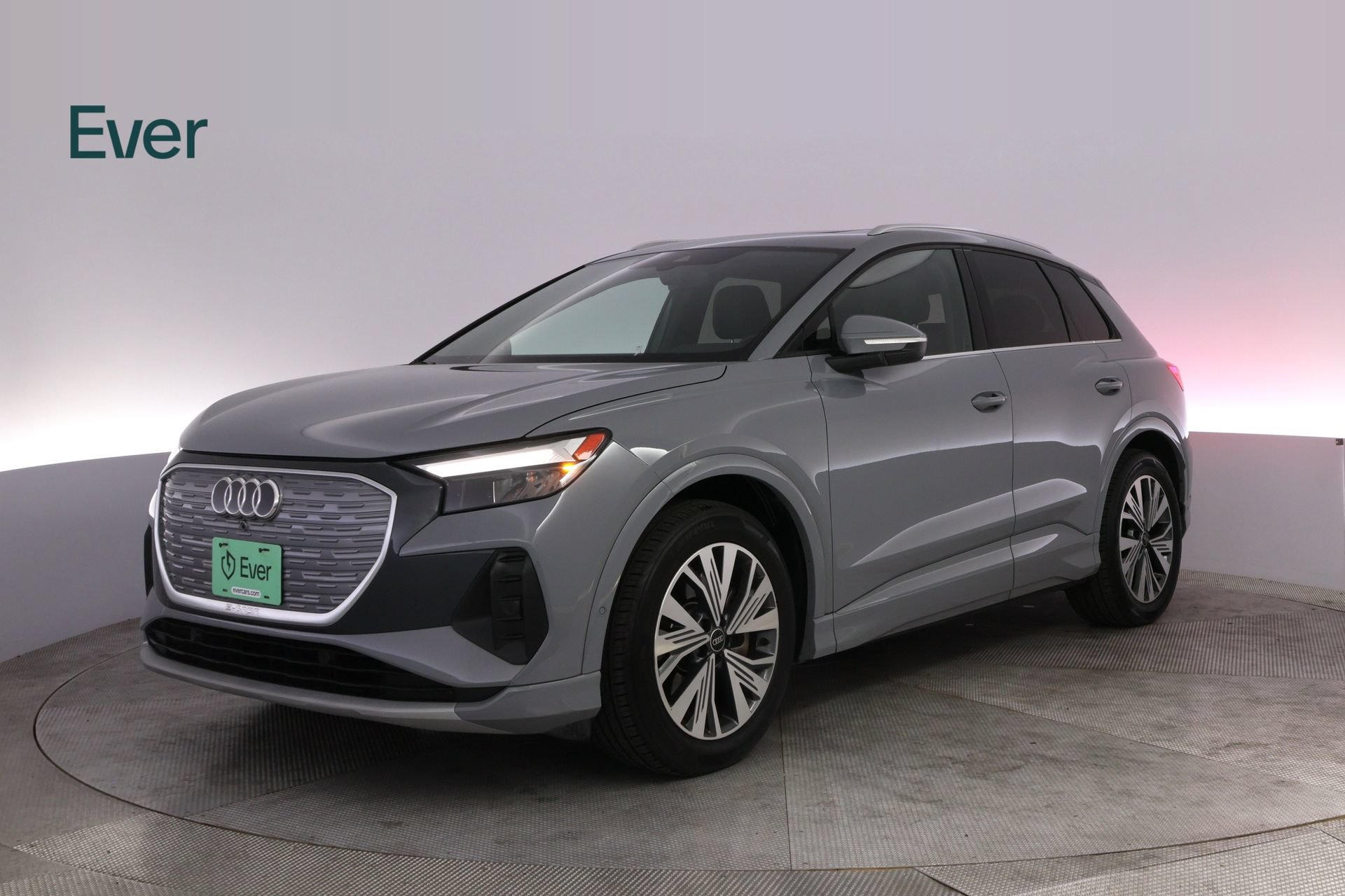 Used 2023 Audi Q4 e-tron Premium Plus w/ Premium Plus RWD image 2