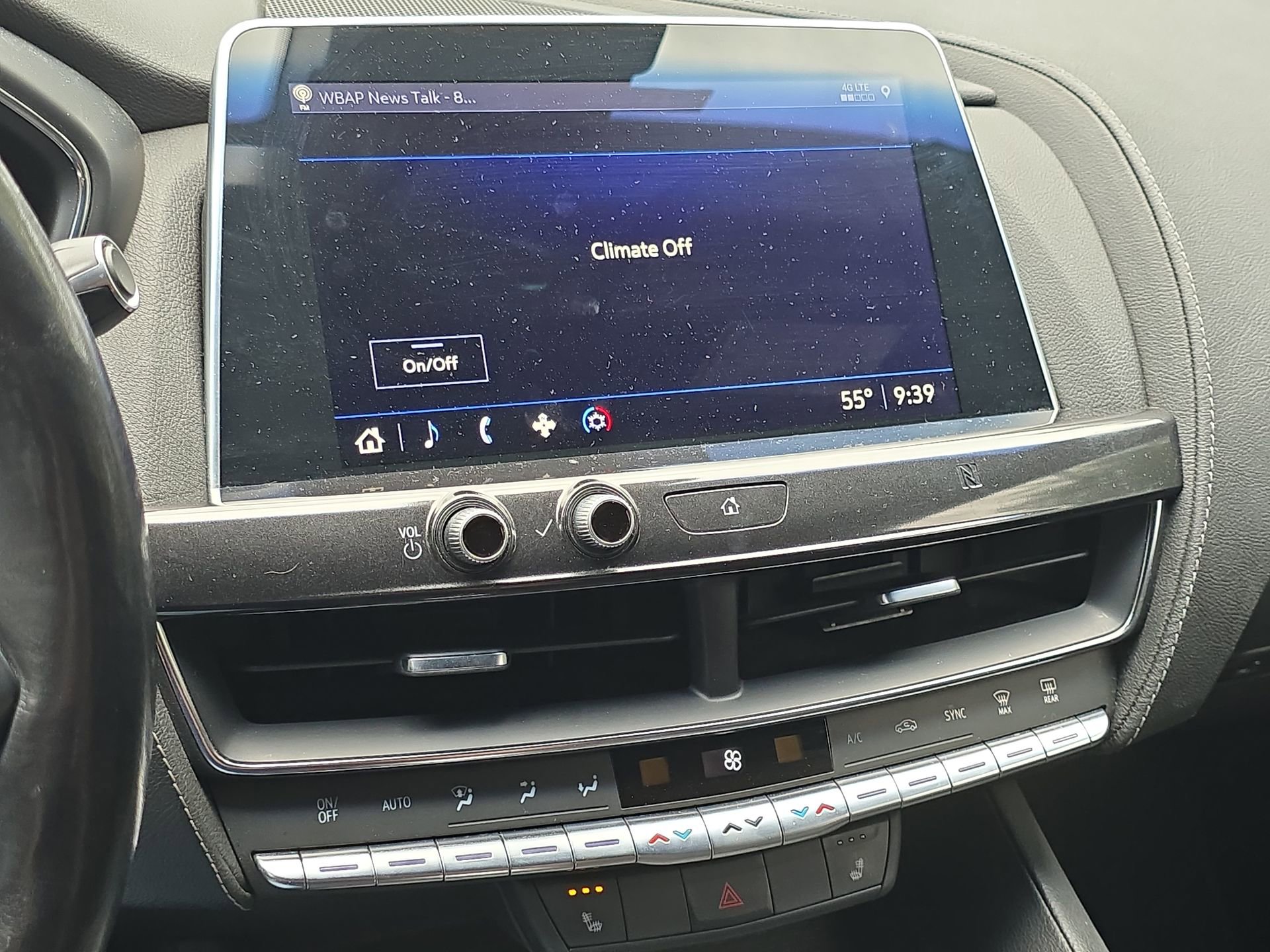 Used 2021 Cadillac CT5 Luxury w/ Cold Weather Package RWD image 19