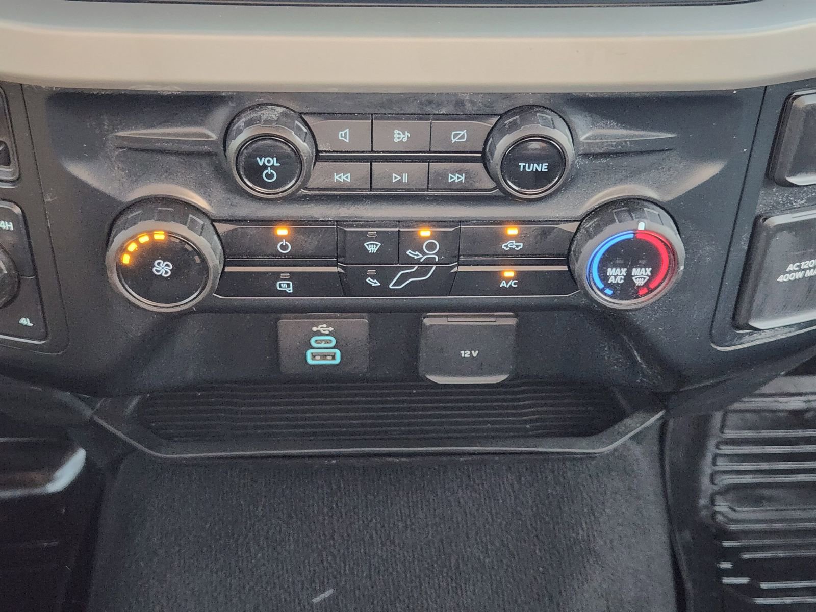 Used 2023 Ford F350 XLT image 20