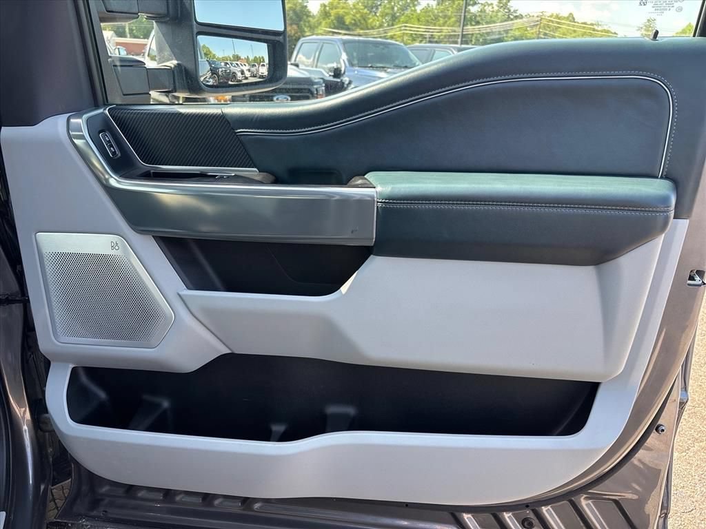 Used 2023 Ford F250 Limited AWD/4WD image 14
