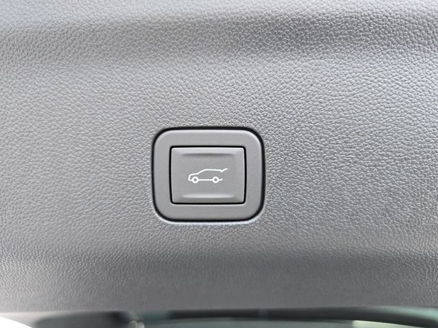 New 2026 GMC Yukon Elevation w/ Elevation Premium Package AWD/4WD image 22