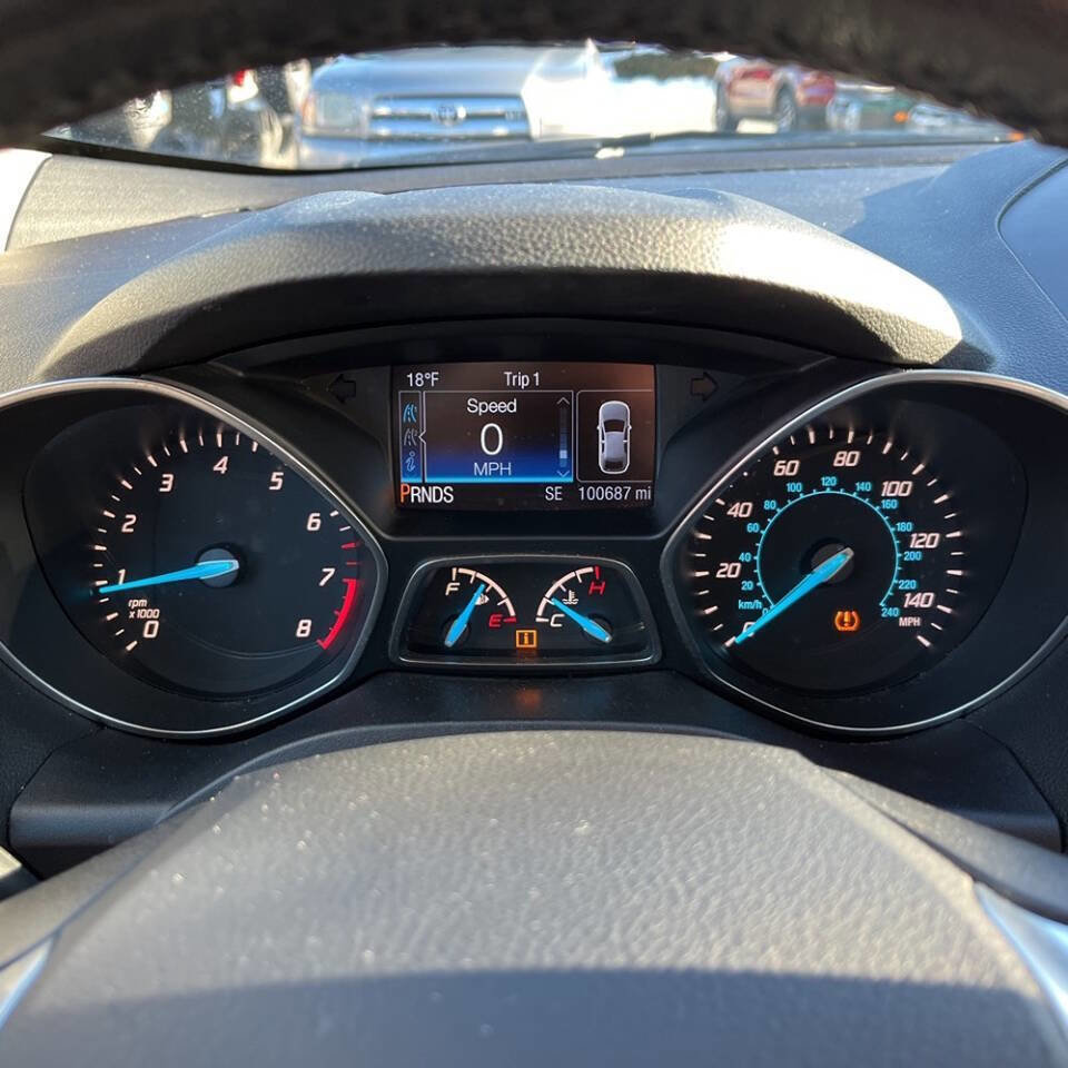 Used 2016 Ford Escape Titanium image 13