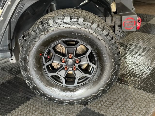 Used 2022 Jeep Gladiator Sport AWD/4WD image 16