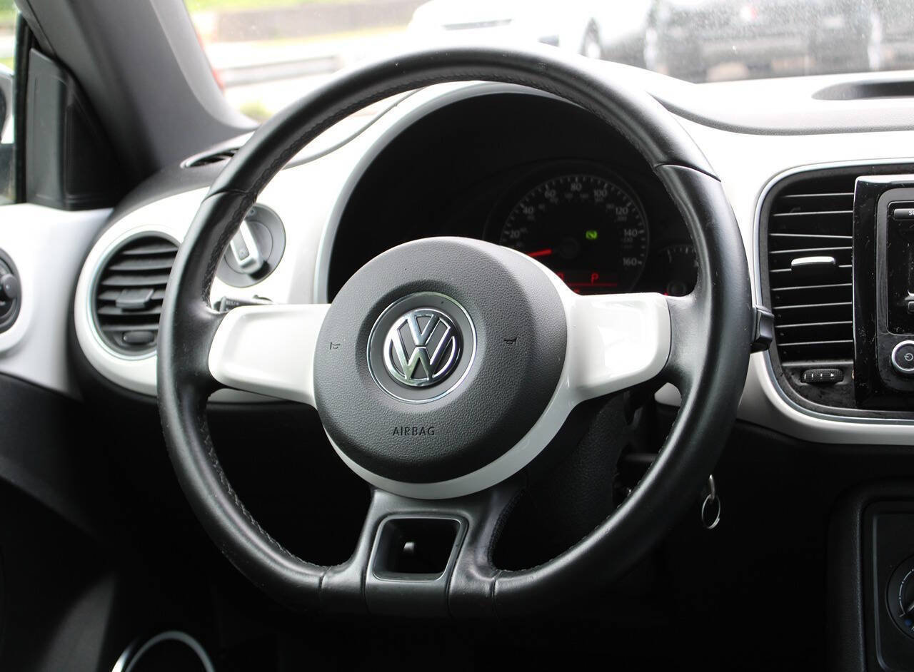 Used 2012 Volkswagen Beetle 2.5 FWD image 20