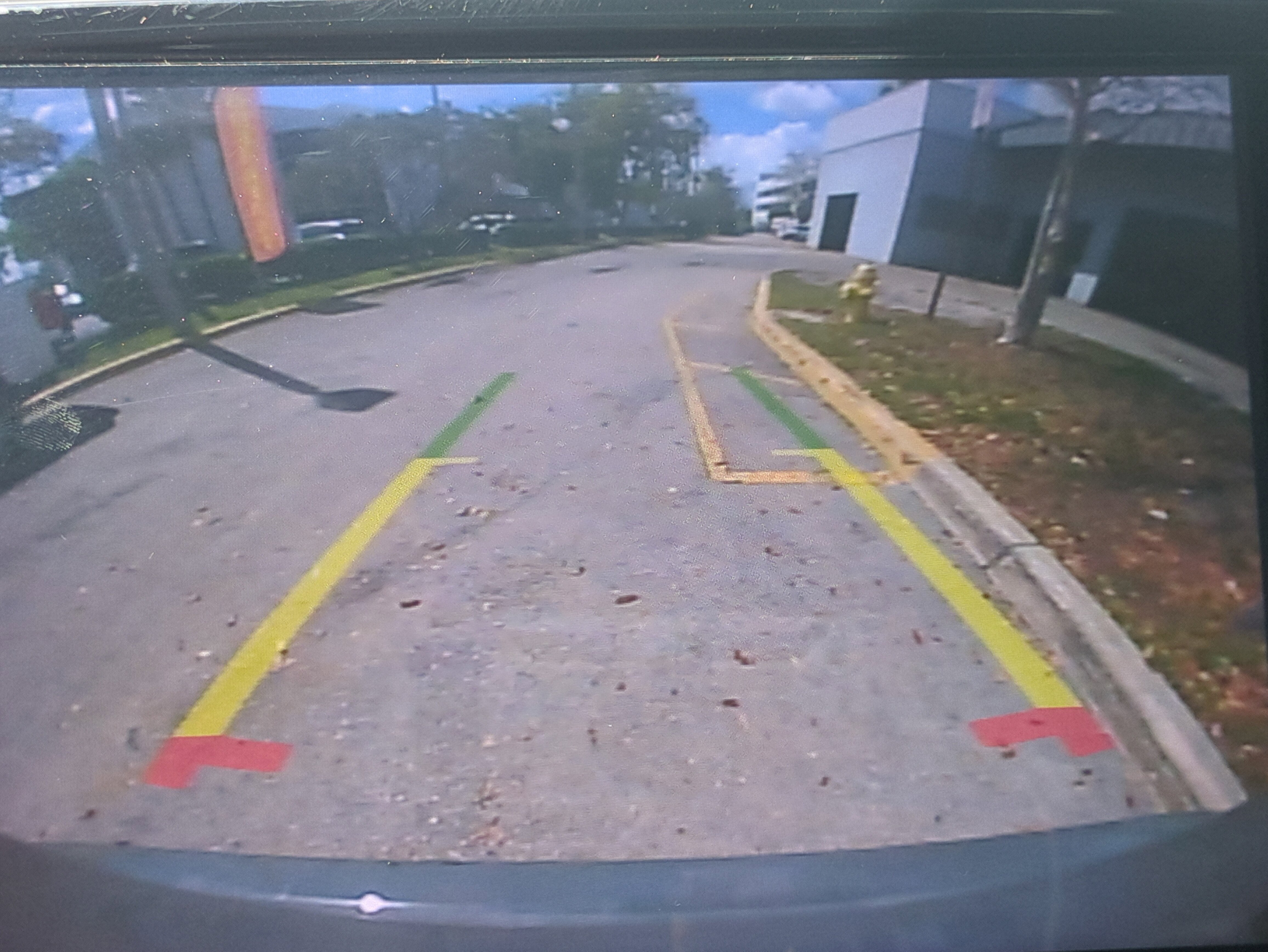 Certified 2023 Chrysler Pacifica Limited w/ Uconnect Theater Family Group image 21