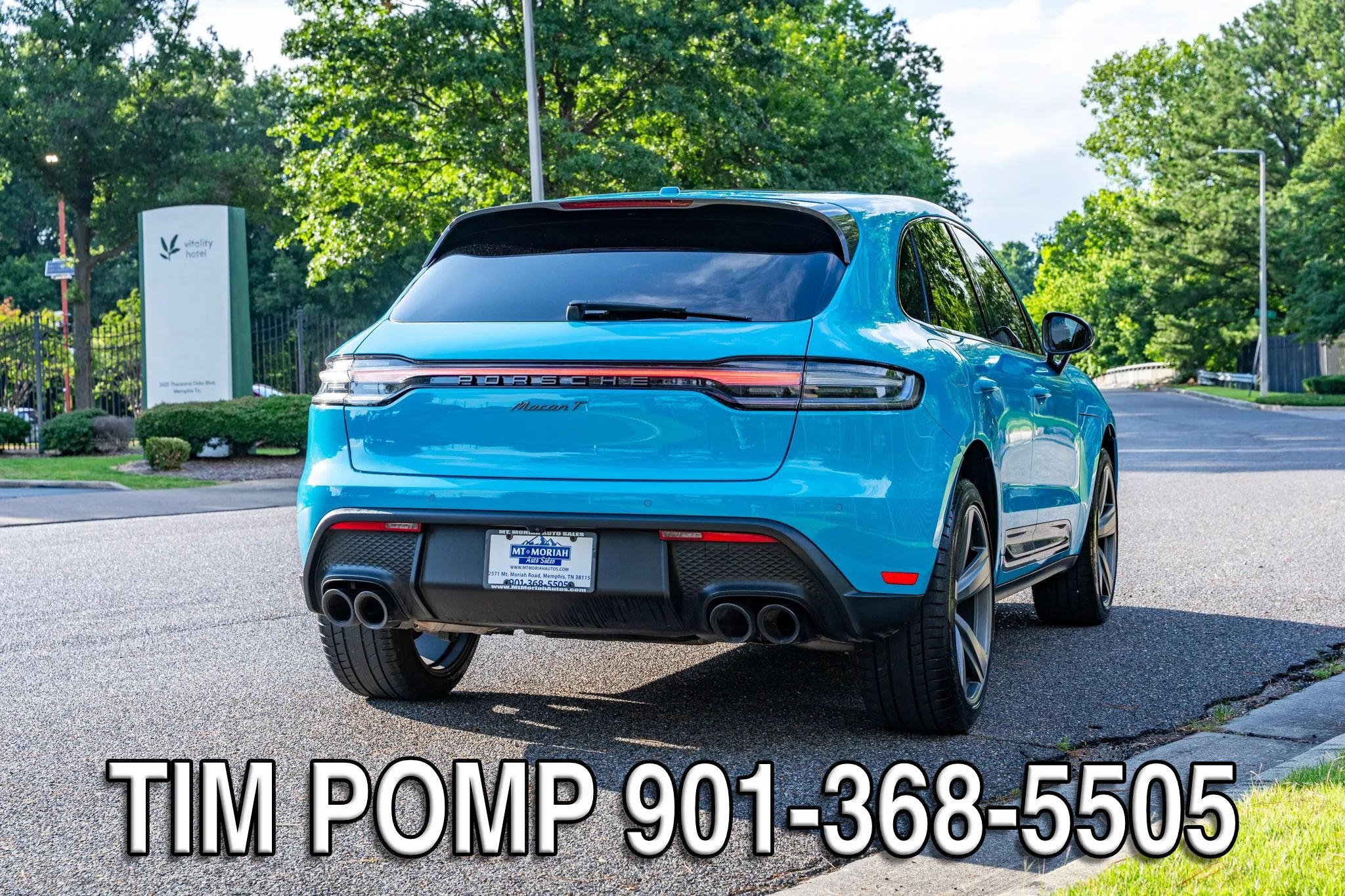 Used 2023 Porsche Macan Turbo w/ Premium Package AWD/4WD image 6