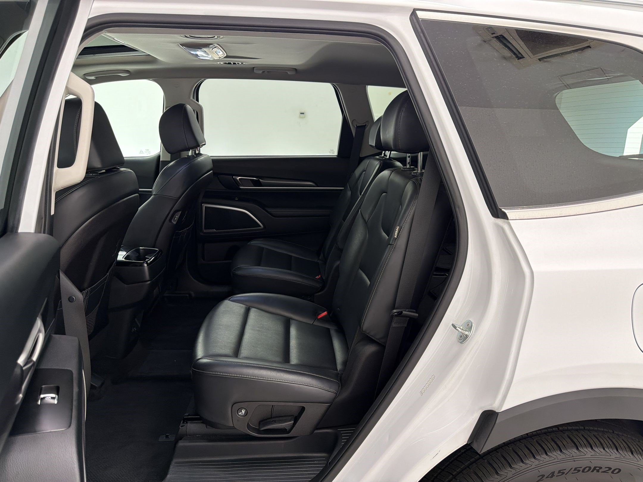 Used 2025 Kia Telluride S AWD/4WD image 25