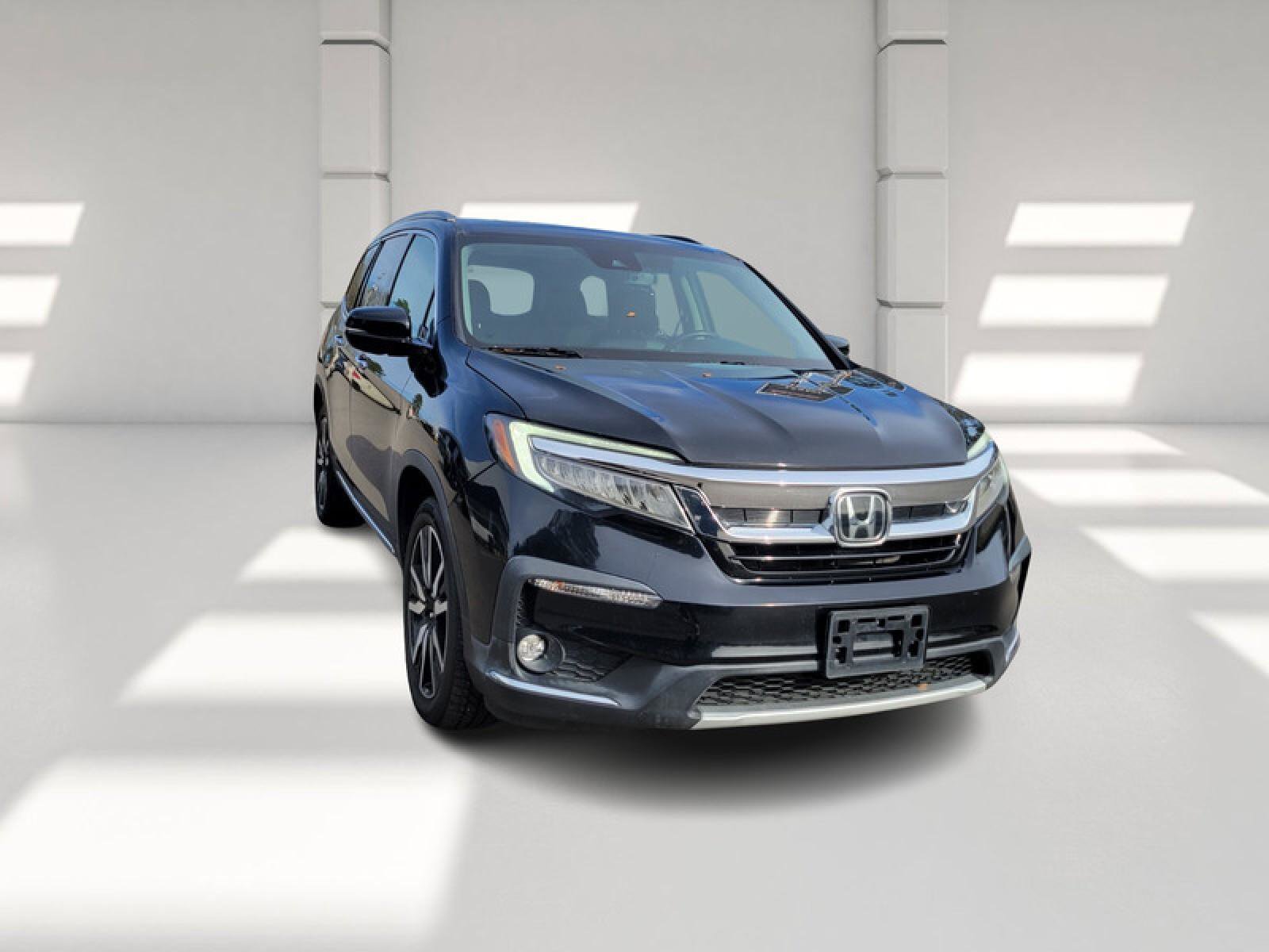 Used 2021 Honda Pilot Touring image 3