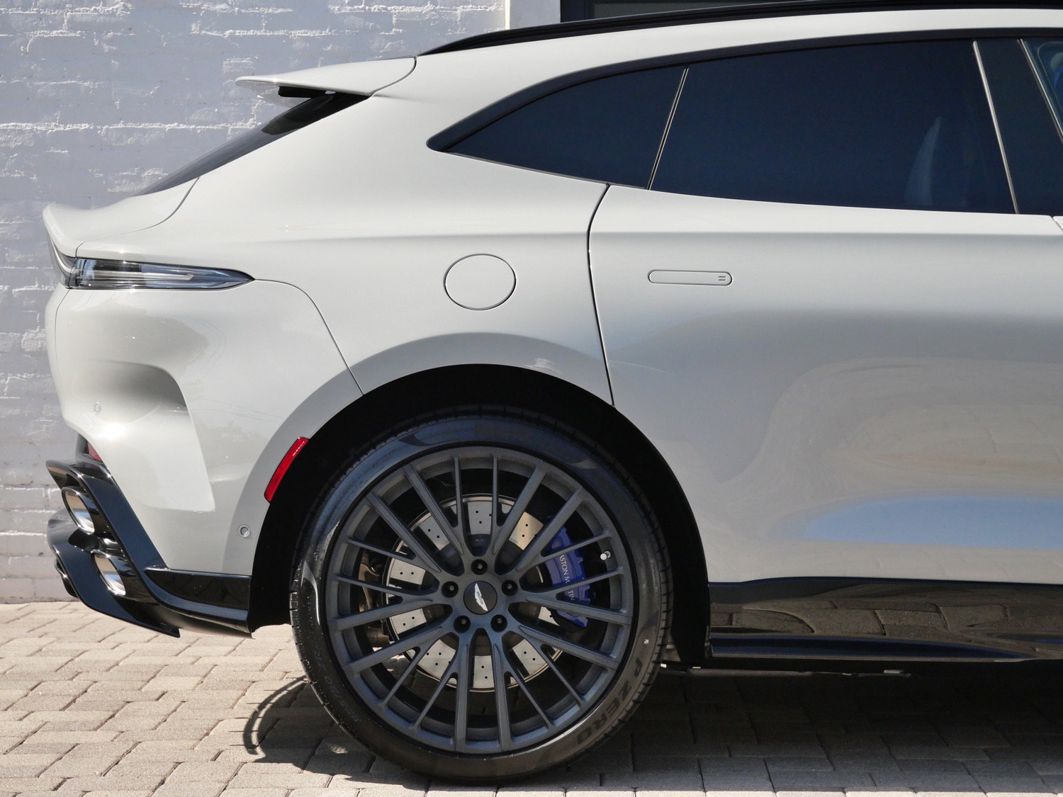 New 2026 Aston Martin DBX S AWD/4WD image 15