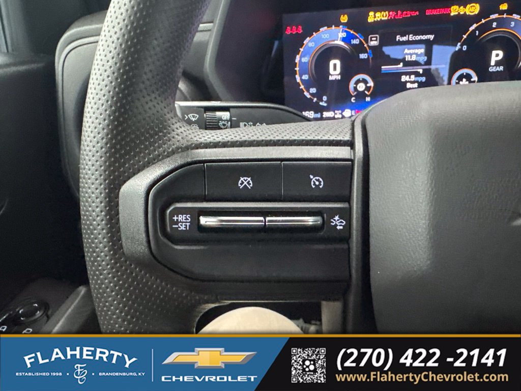 Used 2025 Chevrolet Colorado W/T w/ Advanced Trailering Package AWD/4WD image 20