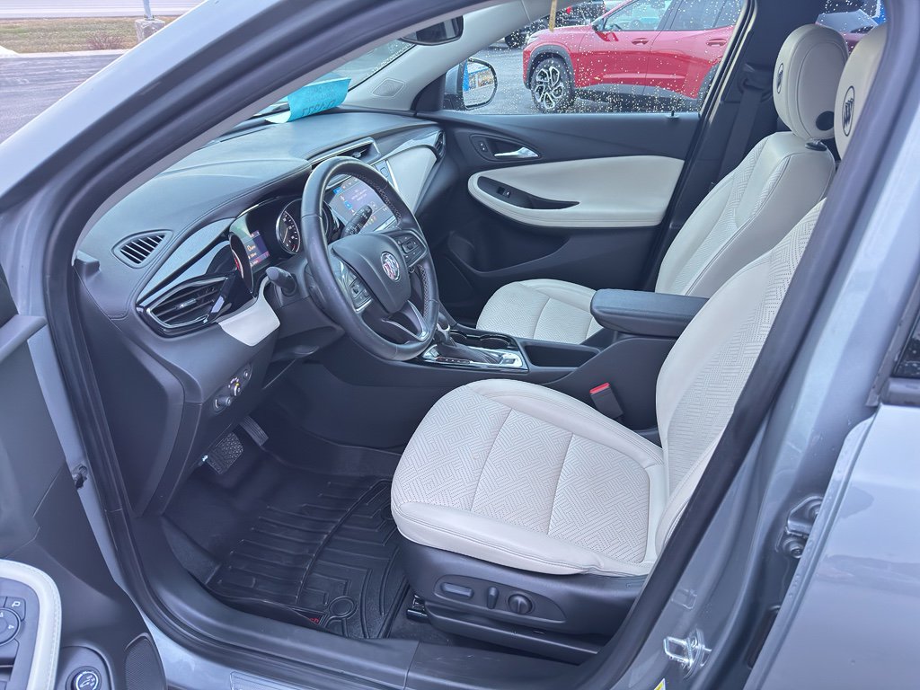 Used 2023 Buick Encore GX Essence w/ Experience Buick Package image 9