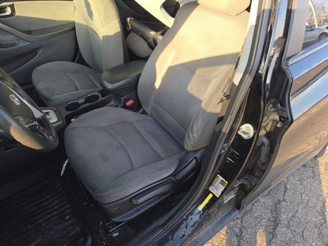 Used 2012 Hyundai Elantra GLS w/ Preferred Pkg 3 image 10