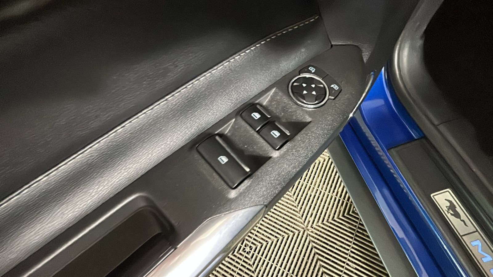 Used 2023 Ford Mustang Premium RWD image 13