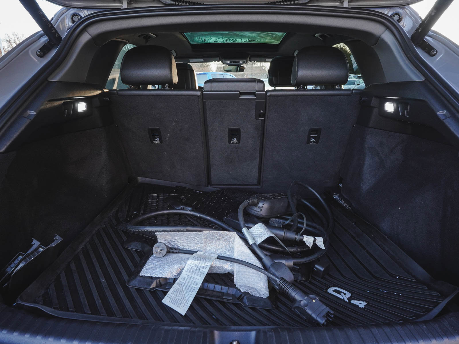 Used 2022 Audi Q4 e-tron Premium Plus image 44